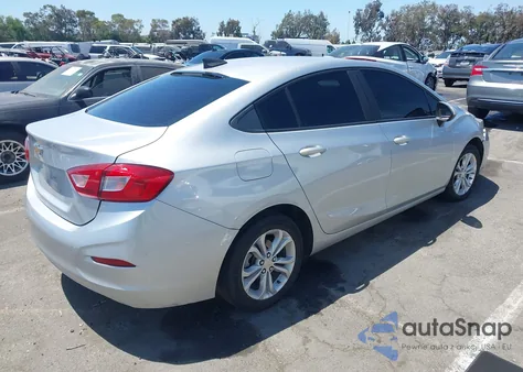 2019 Chevrolet Cruze Ls z USA, uszkodzony, nr VIN 1G1BC5SM4K7151956